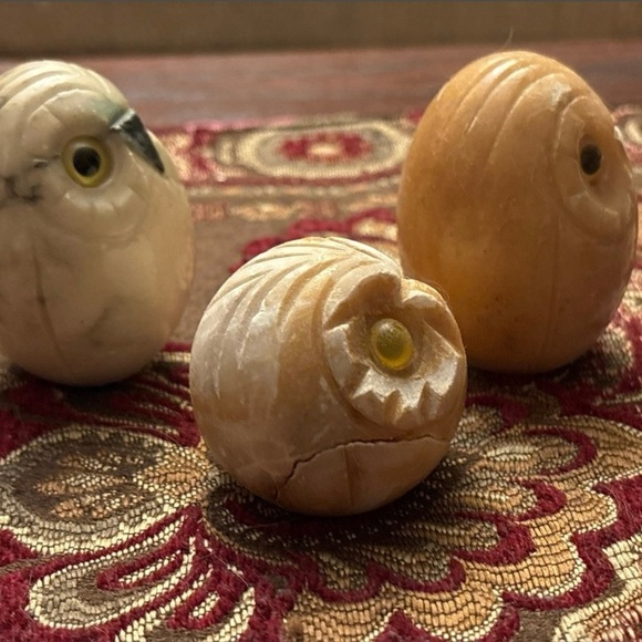 Carved Stone Owl Figurines - Picture 2 of 9